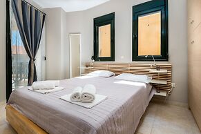 Toroni Blue