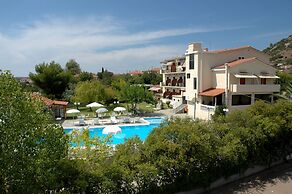Ionis Hotel