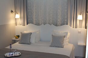 Akti Elia Villas