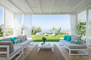 Akti Elia Villas