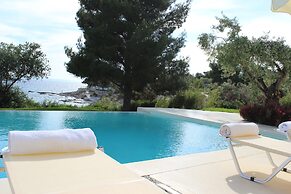 Akti Elia Villas