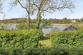 Apartment 2 bedroom with lake view