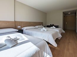 Villa de Arzua by gaiarooms