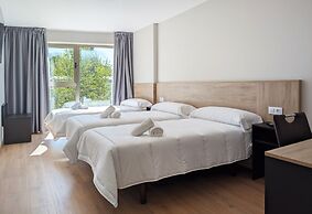 Villa de Arzua by gaiarooms