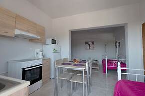 Paulsia Apartments
