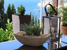 Villa King