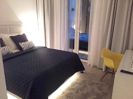 Villa King