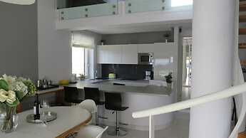 Villa King