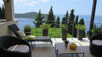 Villa King