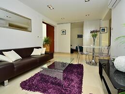 Villa King
