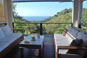 Casa Frangipani