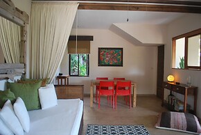 Casa Frangipani