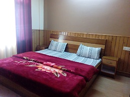 Hotel Hill Town