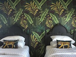 WIW Minihotel