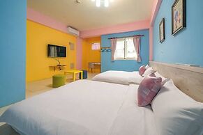 Colorful House B&B