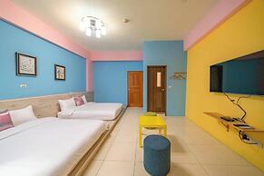 Colorful House B&B
