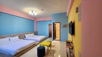 Colorful House B&B
