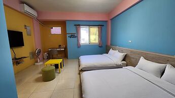 Colorful House B&B