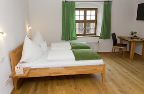 Gut Grasleiten