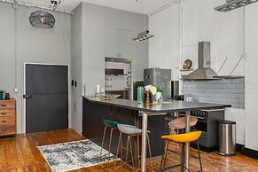 Wolroy House 206
