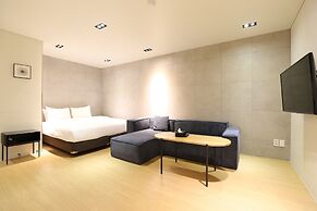 Hotel Intro