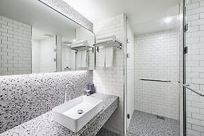 Hotel Intro