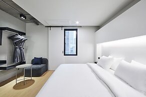 Hotel Intro
