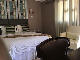 Shumba Lodge