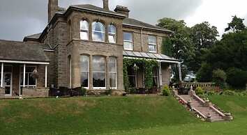 Broughton Craggs Hotel