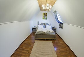Vila Dintre Vii