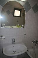 Utopia Kavos Hotel