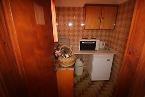 Utopia Kavos Hotel