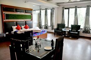 Hotel Bliss