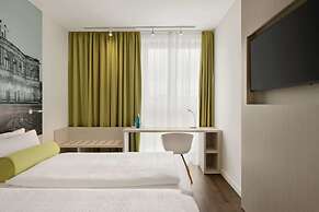 Super 8 by Wyndham Dresden