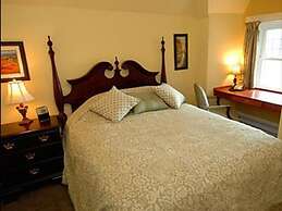 Clocktower Inn