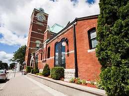 Clocktower Inn