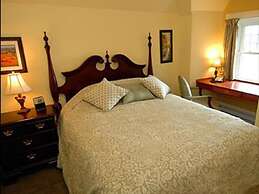 Clocktower Inn