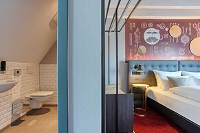 EMPA Boutique Hotel