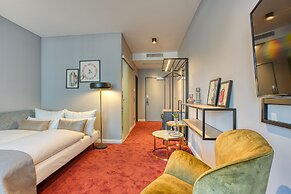 EMPA Boutique Hotel
