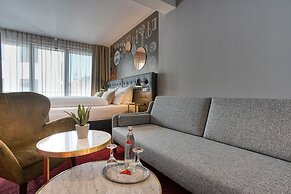 EMPA Boutique Hotel