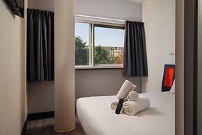 easyHotel Milton Keynes