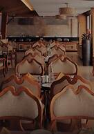 Amber Dale Luxury Hotel & Spa