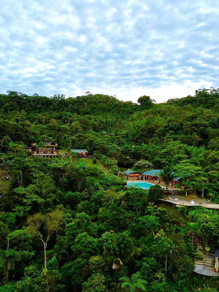 Heimatlos Rainforest Lodge