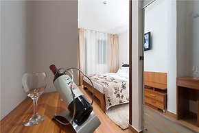 Hotel Iris