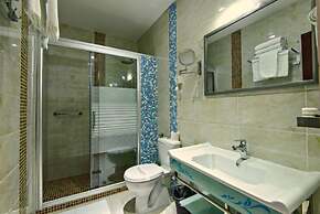 Hotel Iris