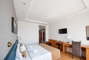 Hotel Iris