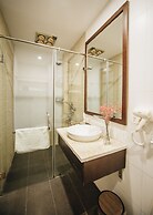 Hanoi Lakeside Premium Hotel