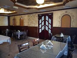 Stars Hotel