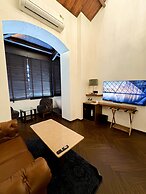 Gulf Hotel Colaba