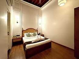 Gulf Hotel Colaba